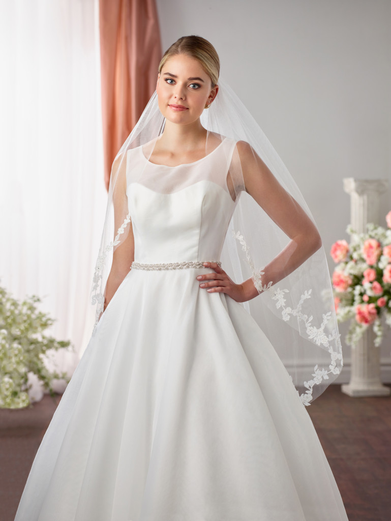 https://www.maritzasbridal.com/wp-content/uploads/2020/05/EB9137.jpg