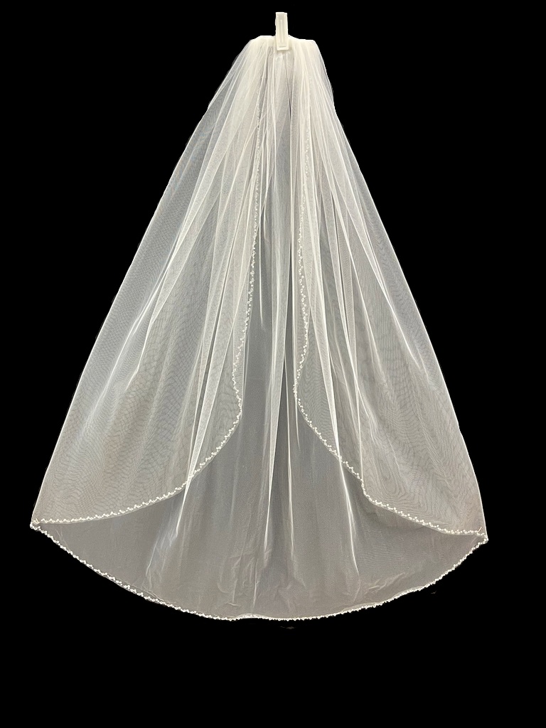 V599 - Maritzas Bridal Veils Inc